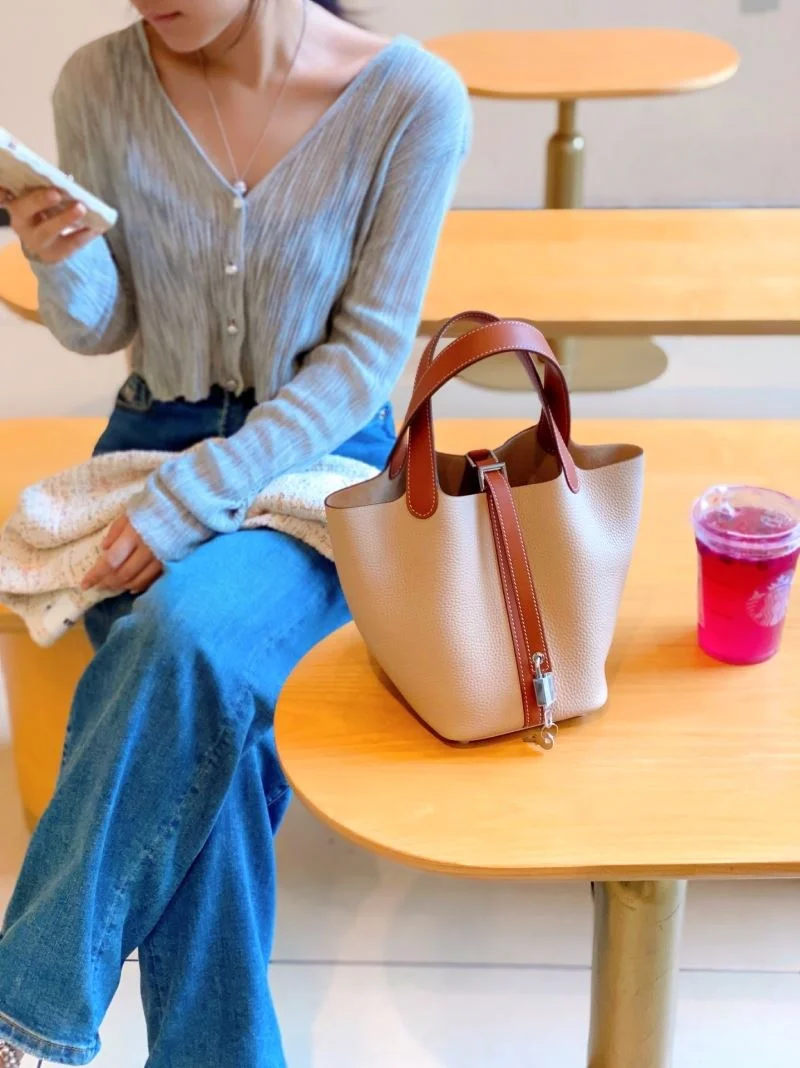 FreshLook Hermes Picotin Lock 48656