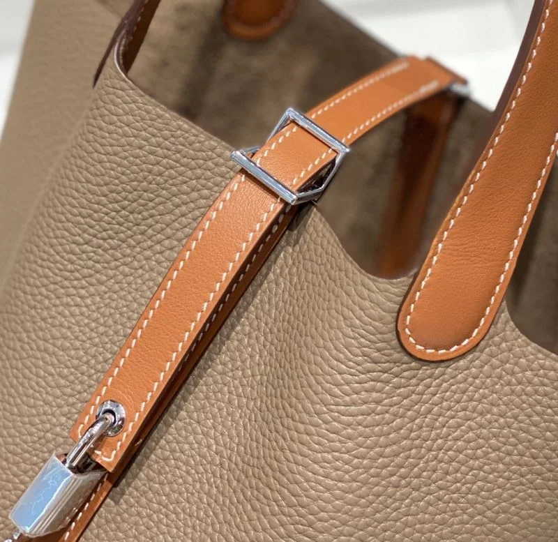 Hermes Picotin Lock Stylish 48618