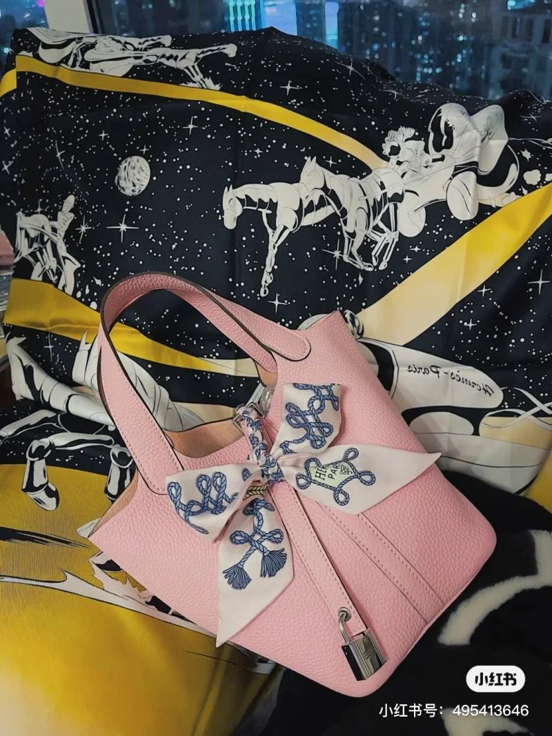 EyeCatching Hermes Picotin Lock 48596