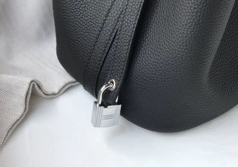 WellDesigned Hermes Picotin Lock 48586