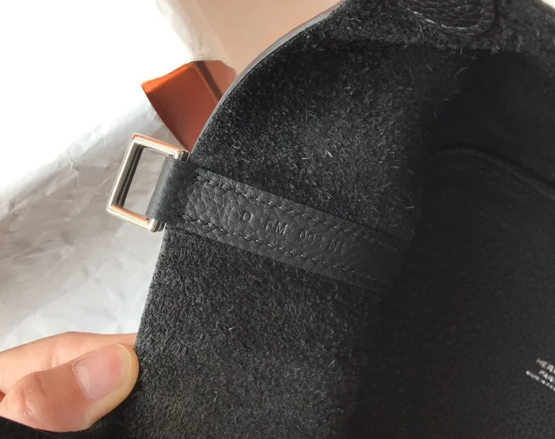 WellDesigned Hermes Picotin Lock 48586