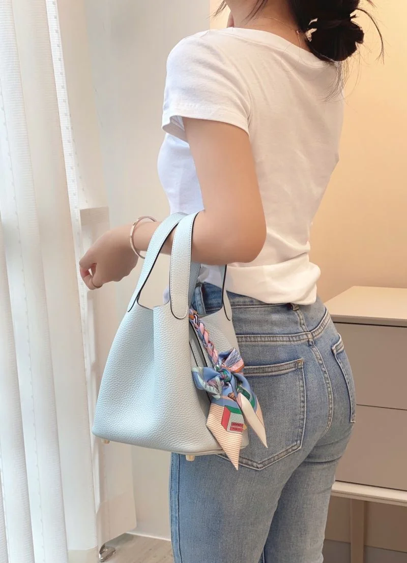 Soft Hermes Picotin Lock 48566