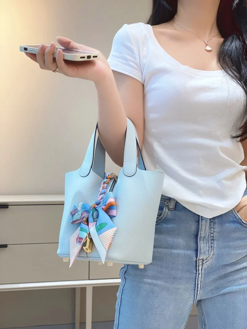 Soft Hermes Picotin Lock 48566