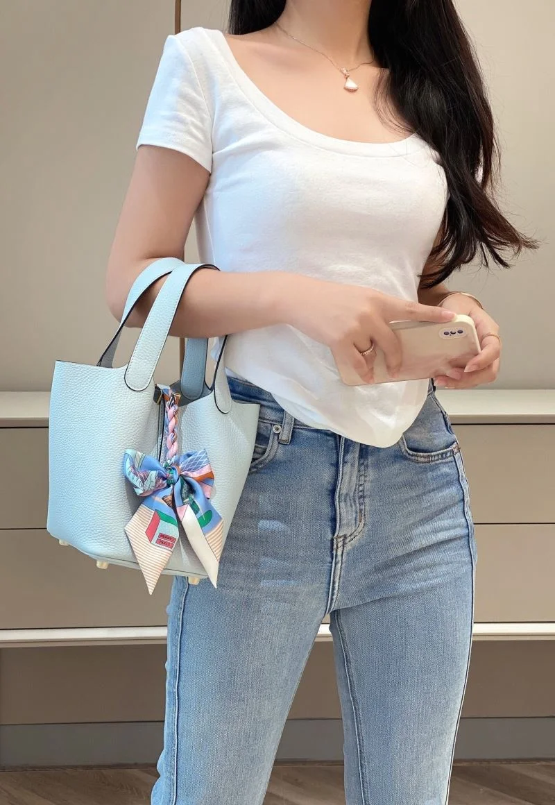 Soft Hermes Picotin Lock 48566