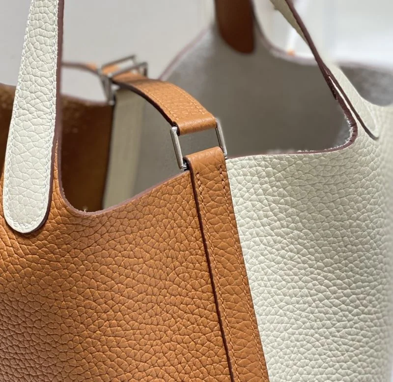 EyeCatching Hermes Picotin Lock 47830