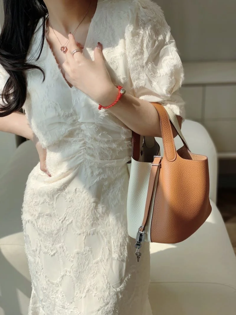 EyeCatching Hermes Picotin Lock 47830
