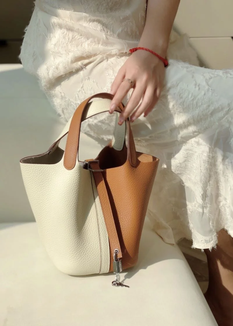 EyeCatching Hermes Picotin Lock 47830
