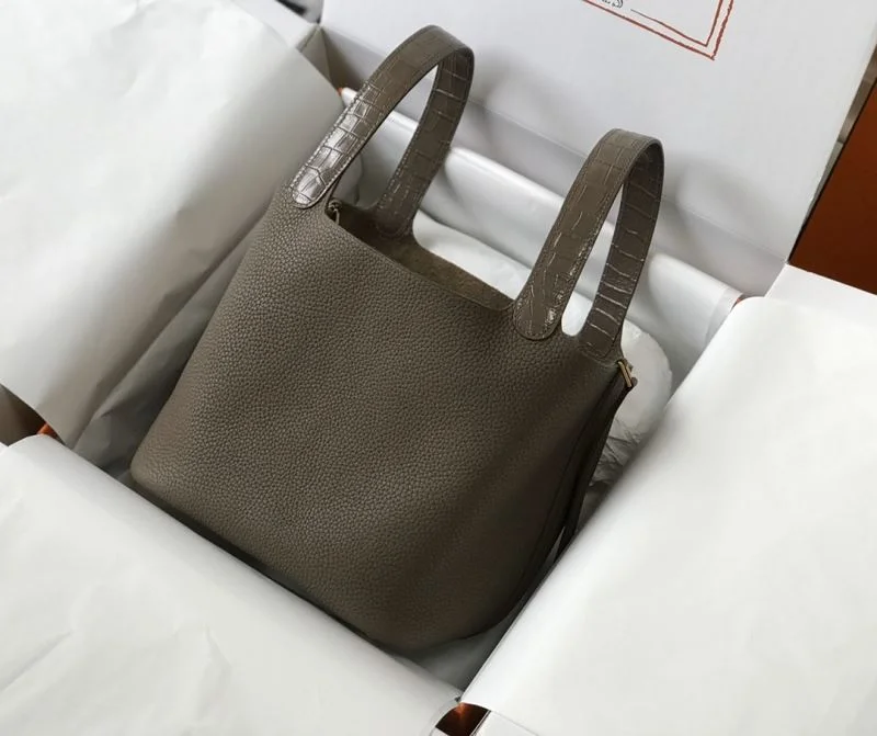 Classic Hermes Picotin Lock 47793
