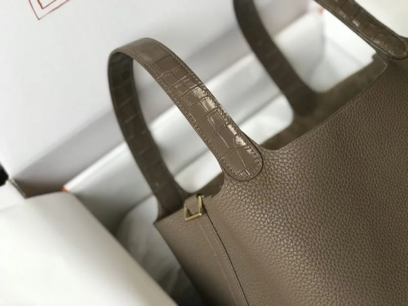 Classic Hermes Picotin Lock 47793