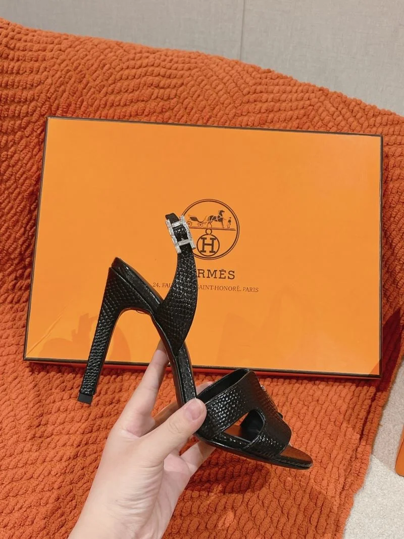 TravelReady Hermes Sandals 27592