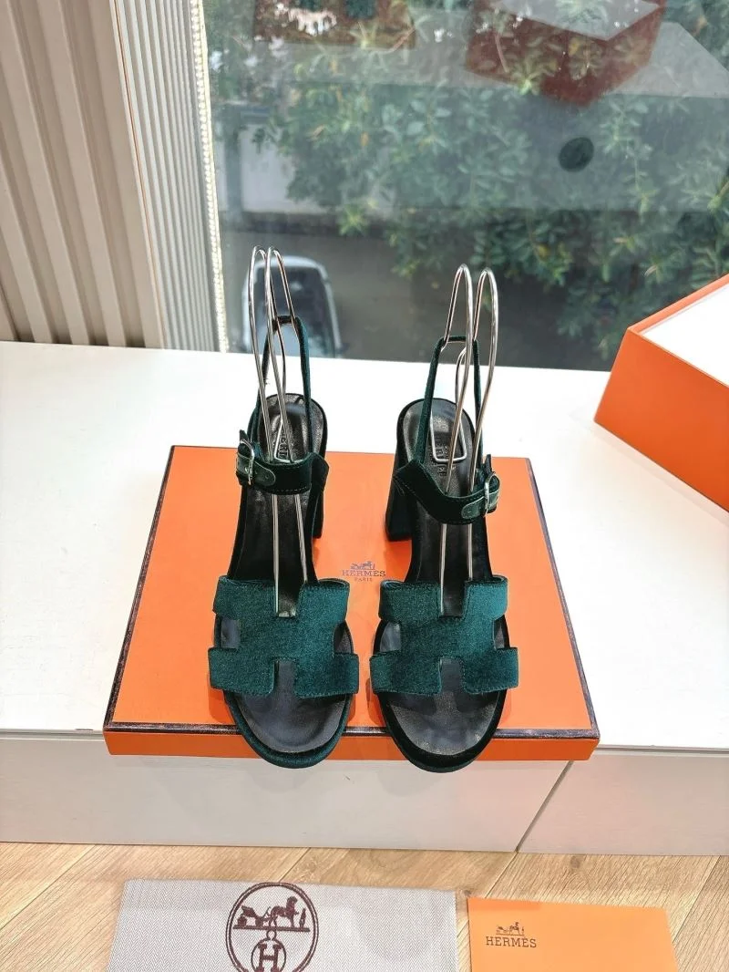 WeatherProof Hermes Sandals 26964
