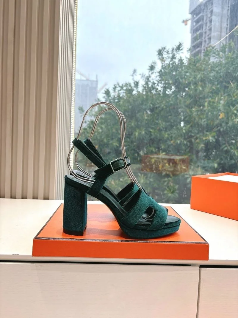 WeatherProof Hermes Sandals 26964