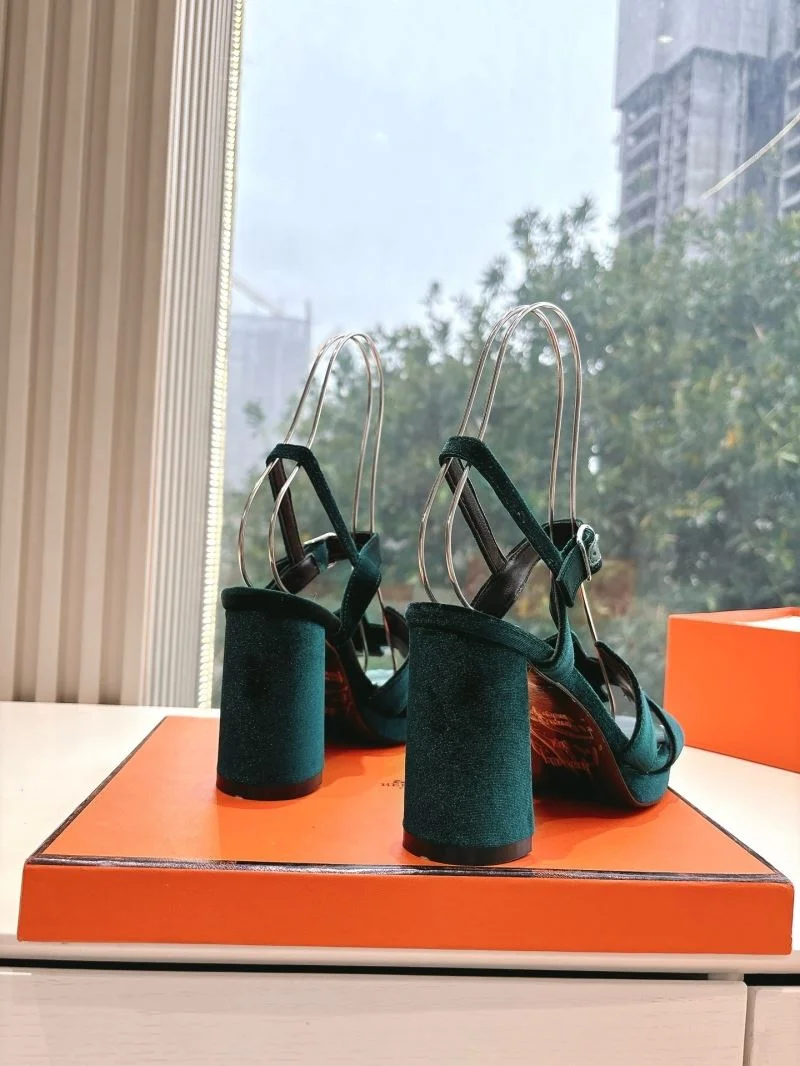 WeatherProof Hermes Sandals 26964
