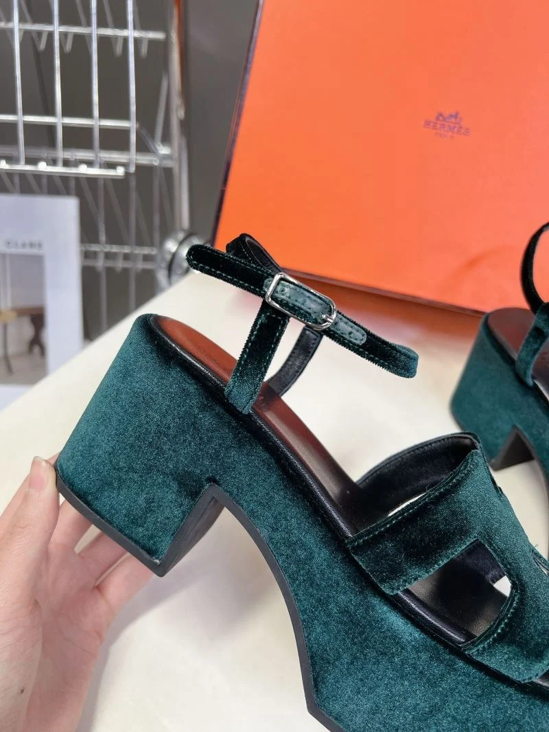 Hermes Sandals FreshLook 28476