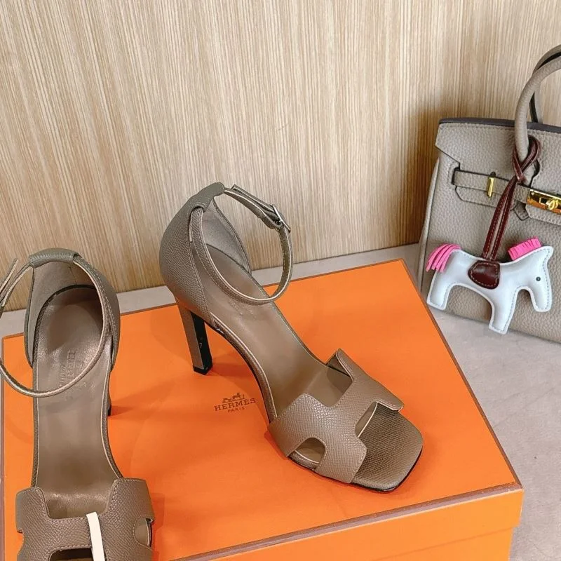 RelaxedFit Hermes Sandals 28465