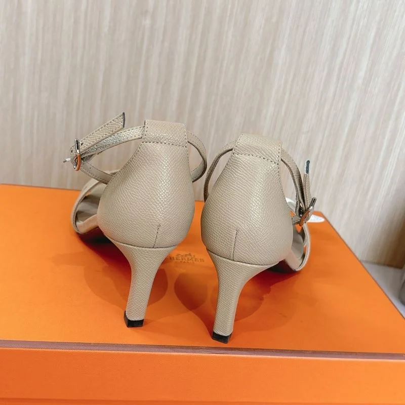RelaxedFit Hermes Sandals 28462