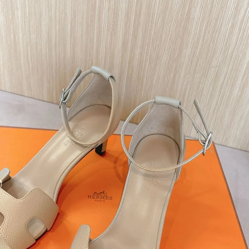RelaxedFit Hermes Sandals 28462