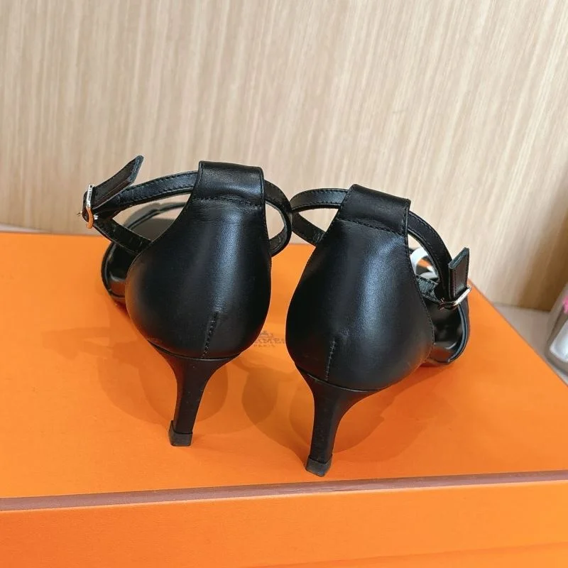 FlexibleFit Hermes Sandals 28443