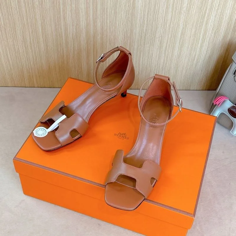 RelaxedFit Hermes Sandals 28438