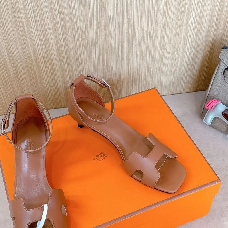 RelaxedFit Hermes Sandals 28438