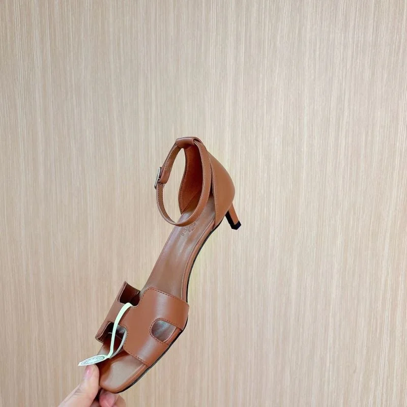 RelaxedFit Hermes Sandals 28438