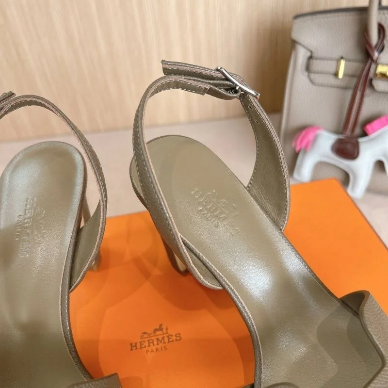 Chic Hermes Sandals 28448