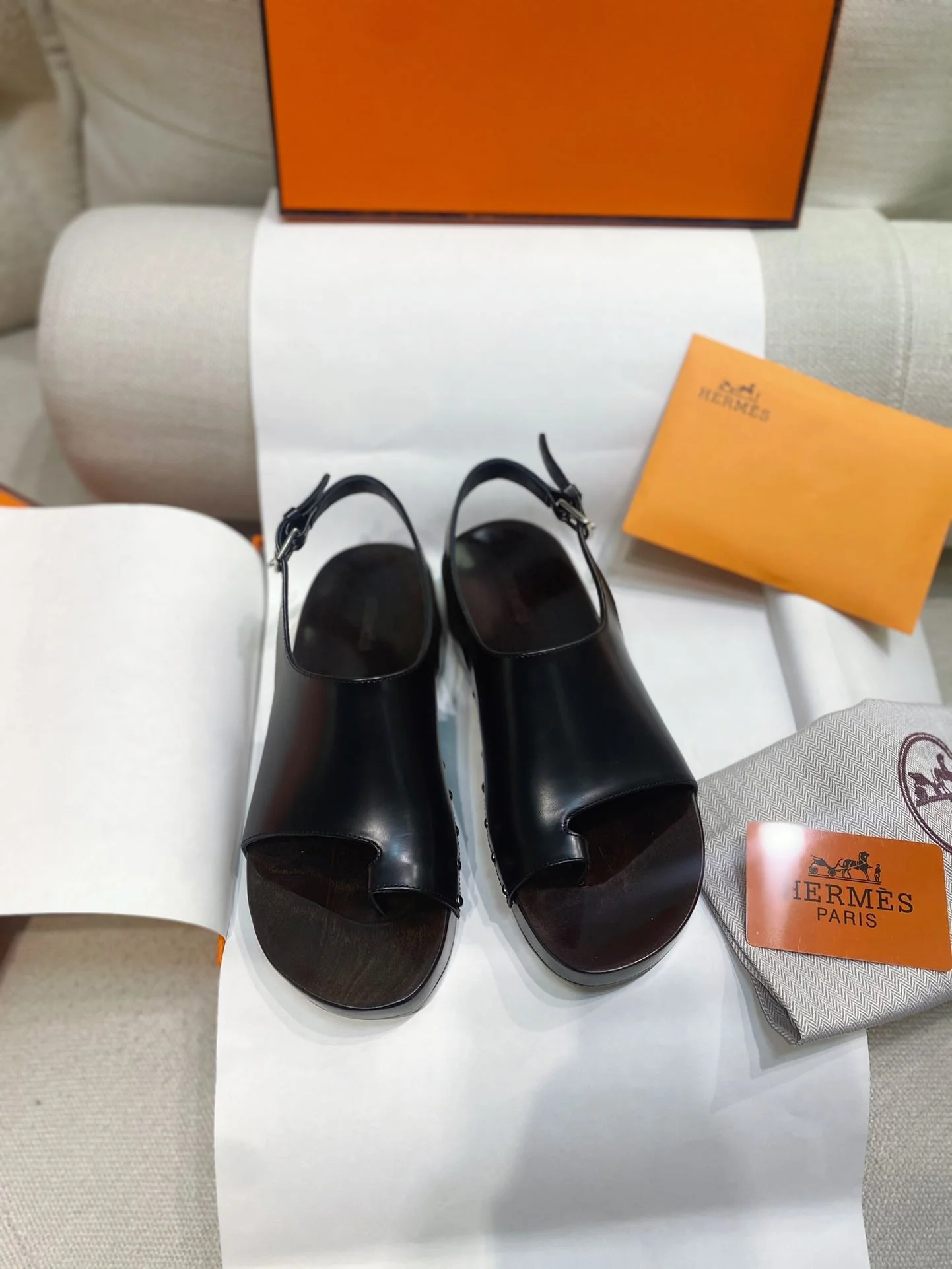 Soft Hermes Sandals 26432