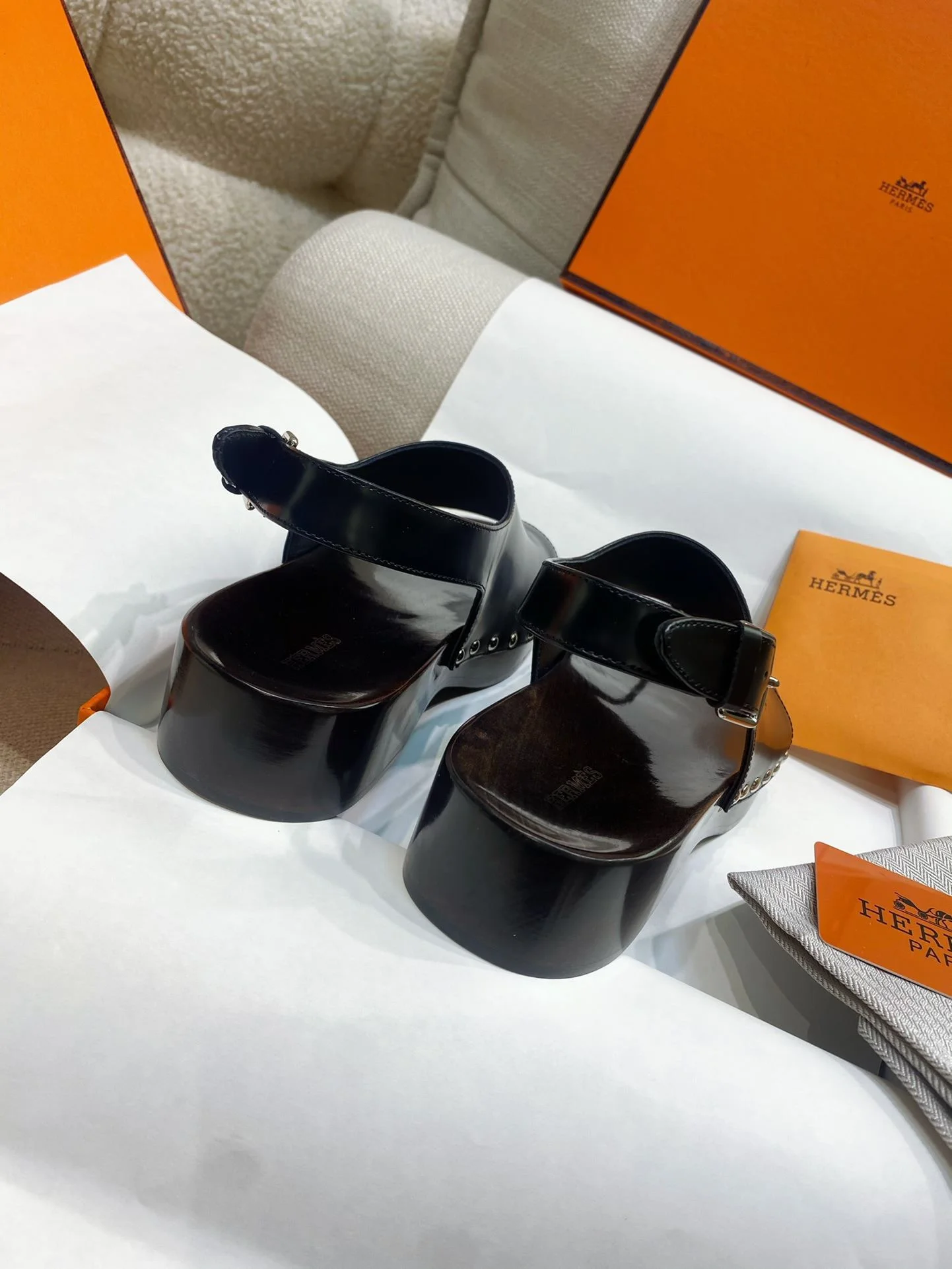 Soft Hermes Sandals 26432