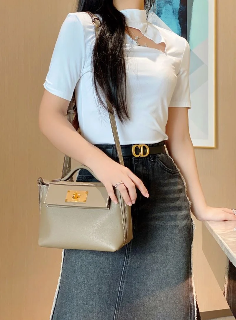Versatile Hermes Satchel bags 47781