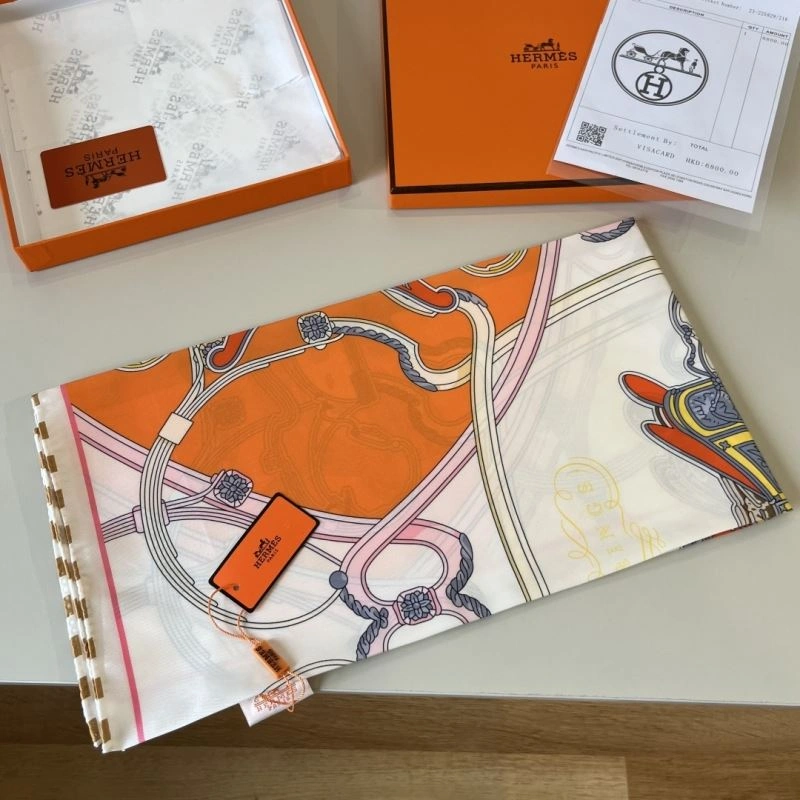 Resilient Hermes Scarf 270667
