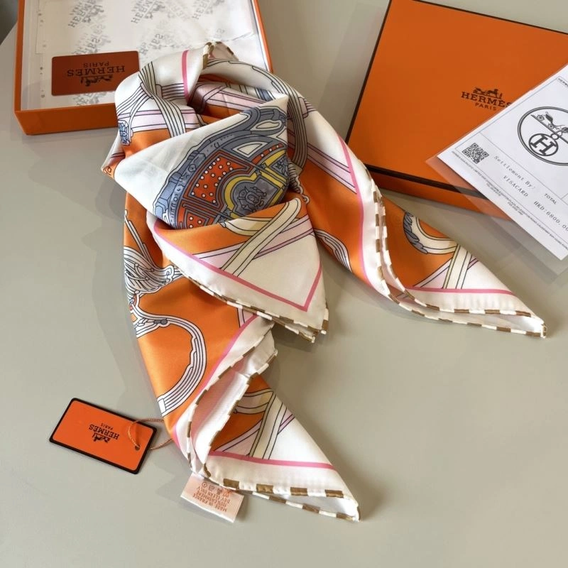 Resilient Hermes Scarf 270667