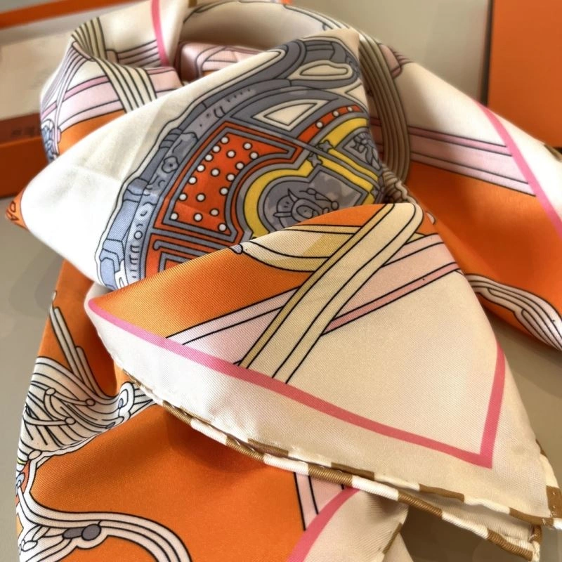 Resilient Hermes Scarf 270667