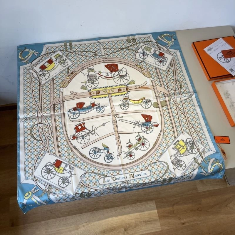 FreshLook Hermes Scarf 270647