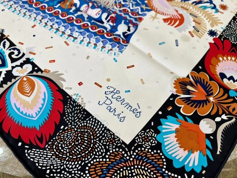 Snug Hermes Scarf 270991