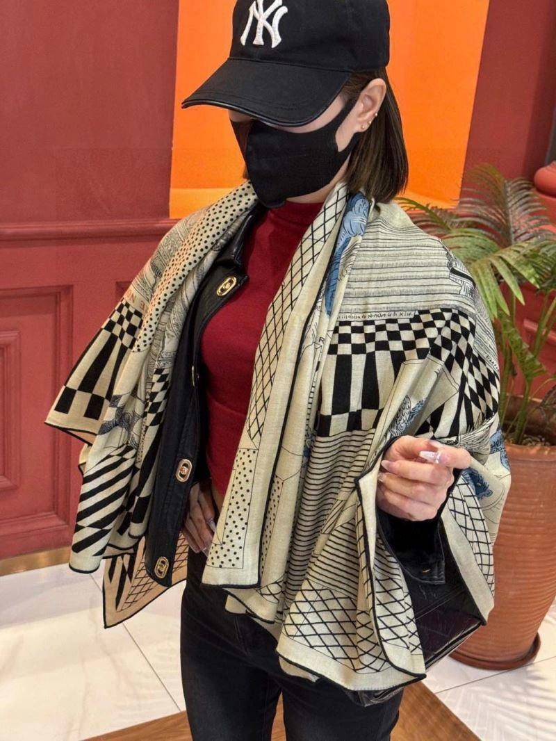 Hermes Scarf Bold 270990