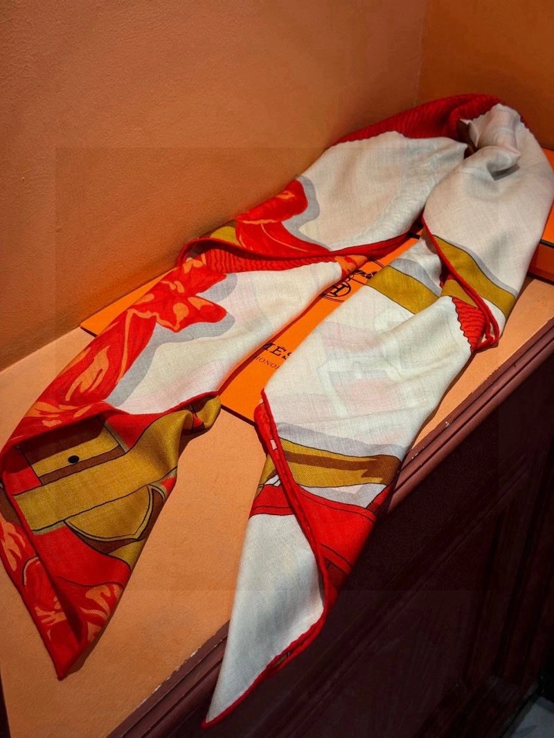 Elegant Hermes Scarf 270964