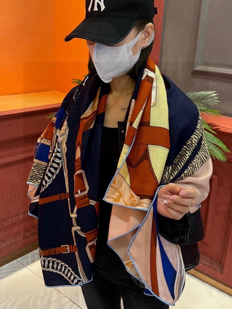 Bold Hermes Scarf 270969