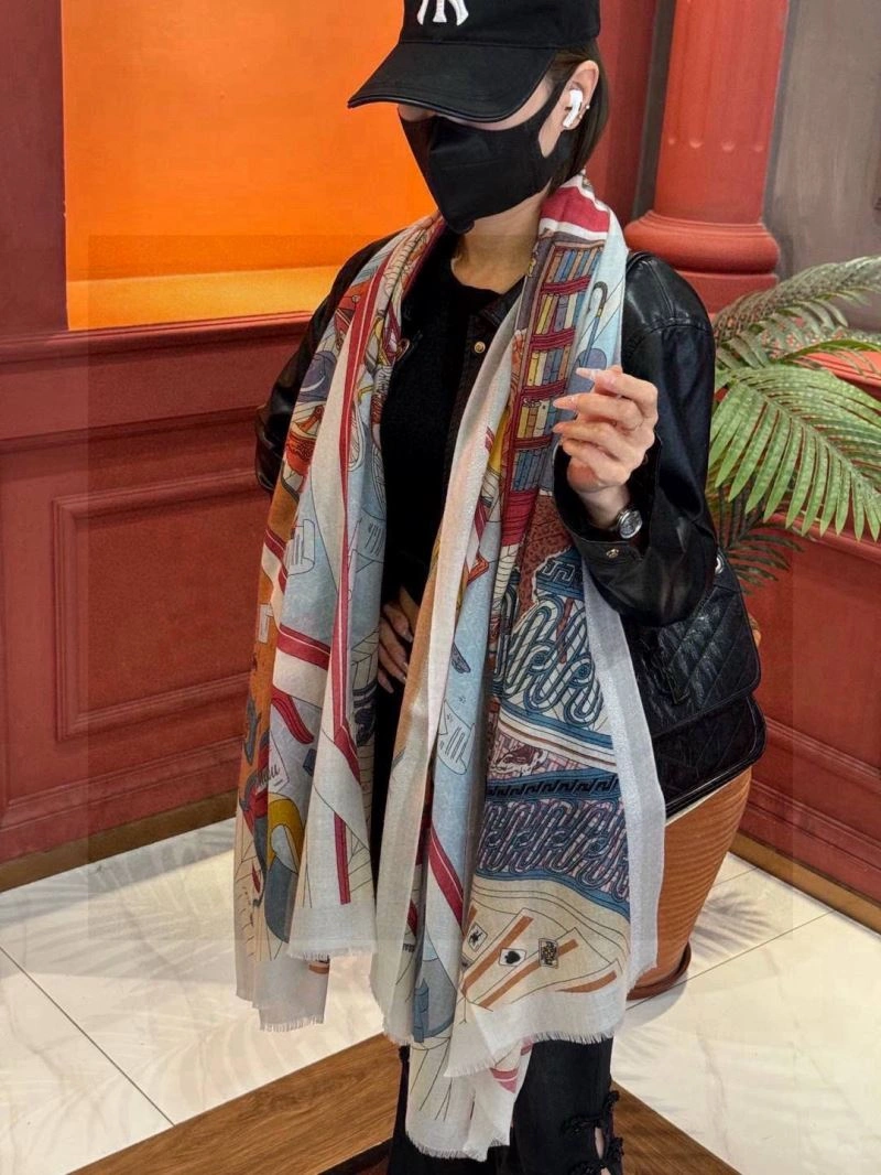 Cozy Hermes Scarf 270953