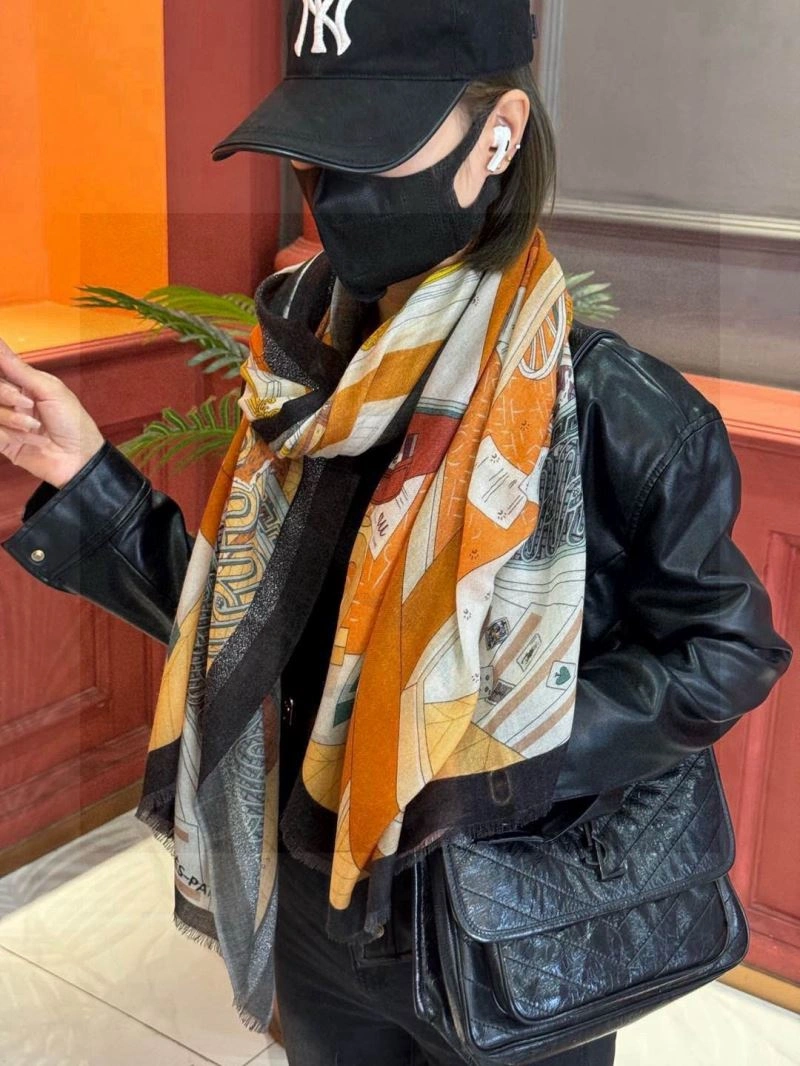 Hermes Scarf Unisex 270965