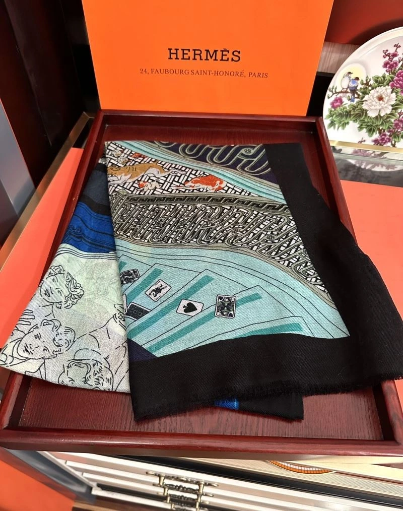 Versatile Hermes Scarf 270962
