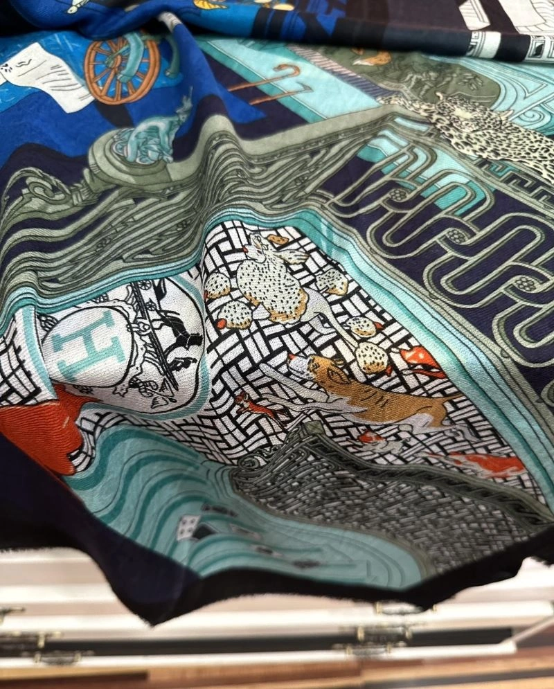 Versatile Hermes Scarf 270962