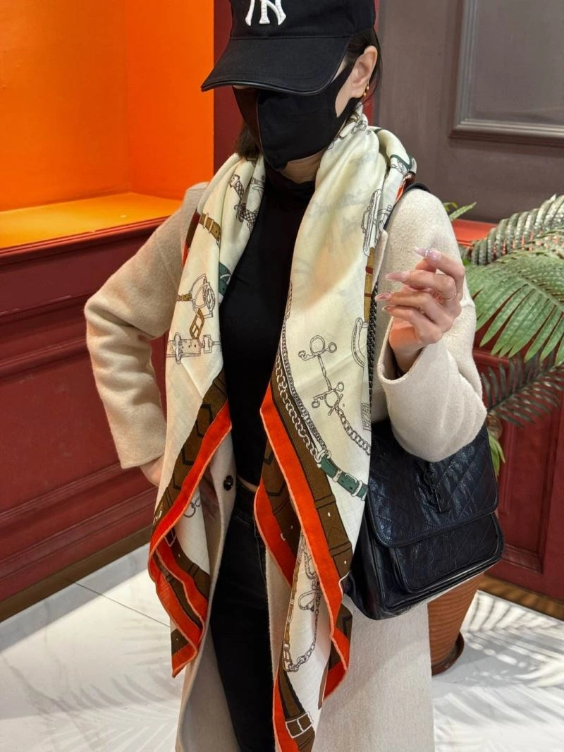 Flexible Hermes Scarf 271816