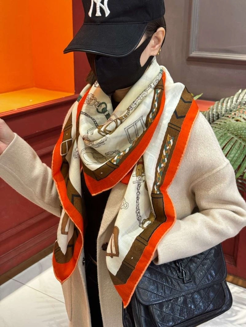 Flexible Hermes Scarf 271816