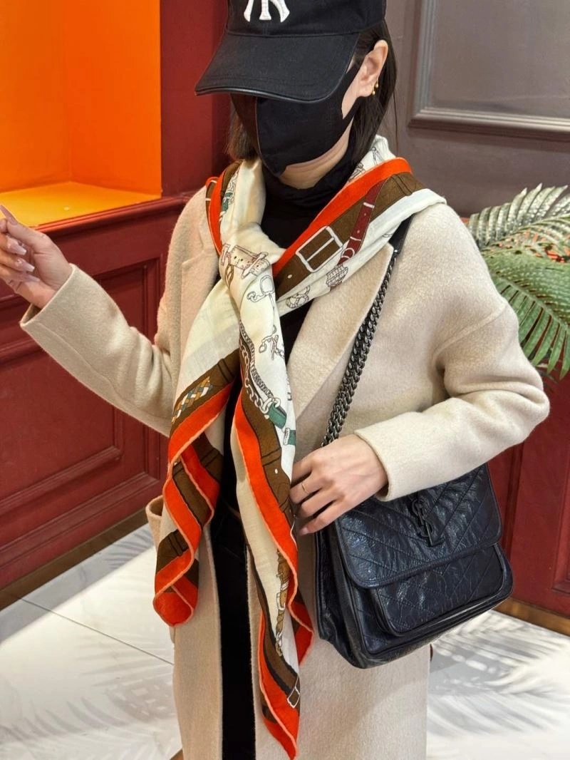 Flexible Hermes Scarf 271816
