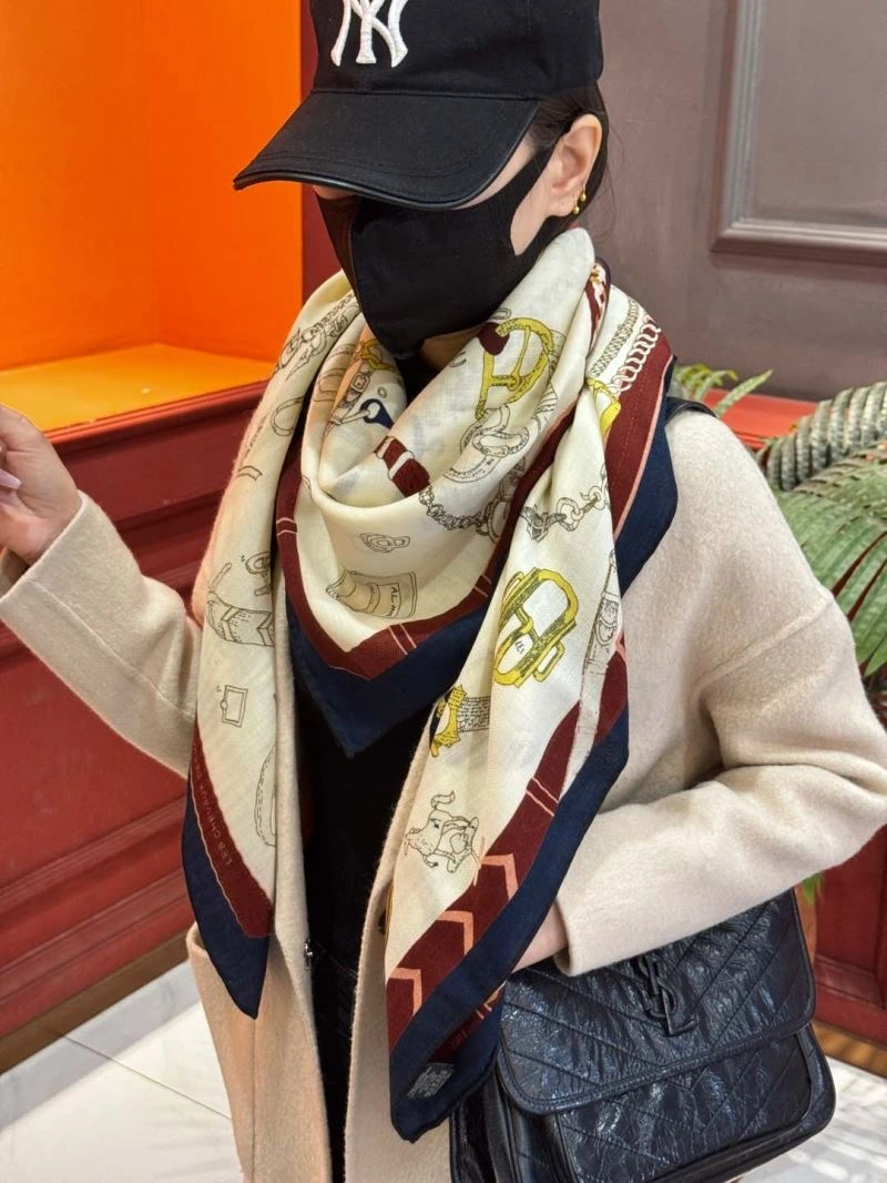 Supportive Hermes Scarf 271814