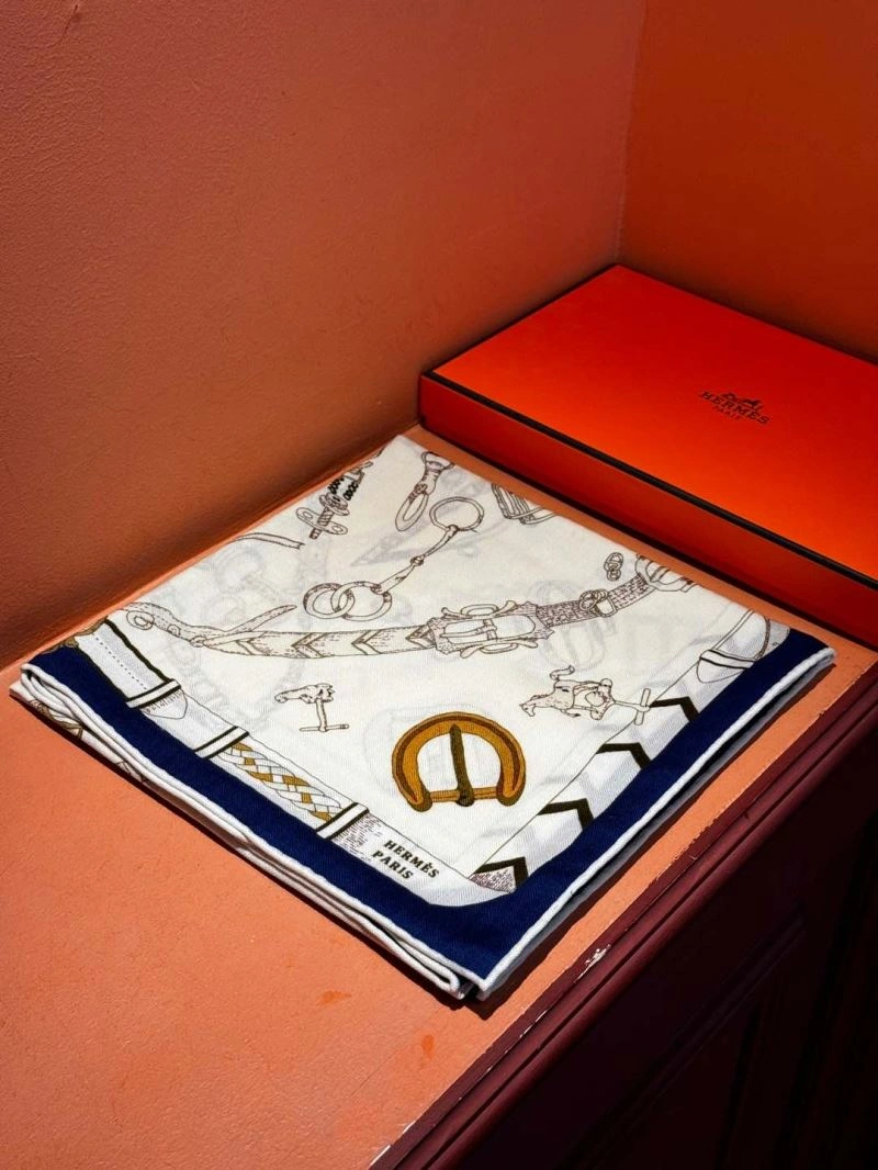 UrbanChic Hermes Scarf 271803