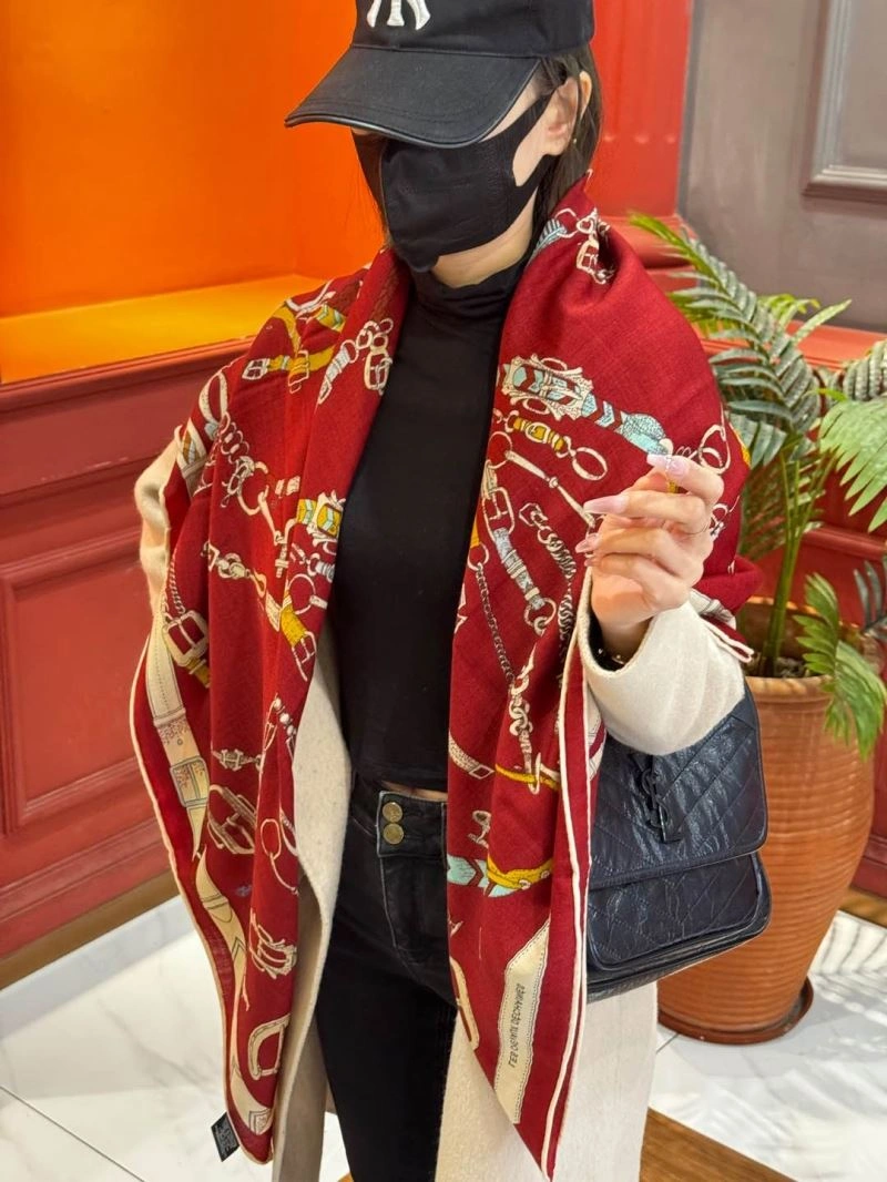Classic Hermes Scarf 271786