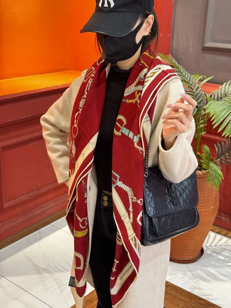 Classic Hermes Scarf 271786