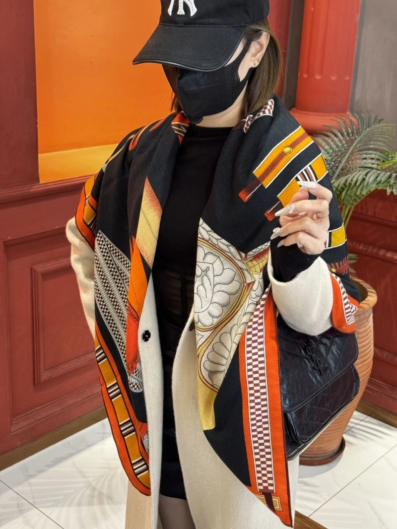 FreshLook Hermes Scarf 271787