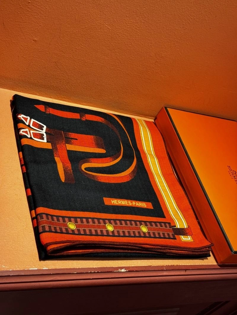 FreshLook Hermes Scarf 271787
